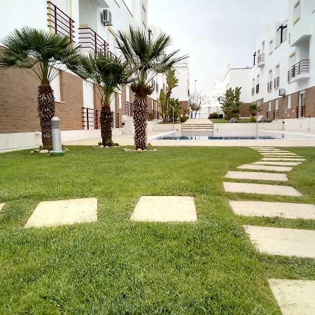Top Floor, Double Terrace, Sea View Appartamento